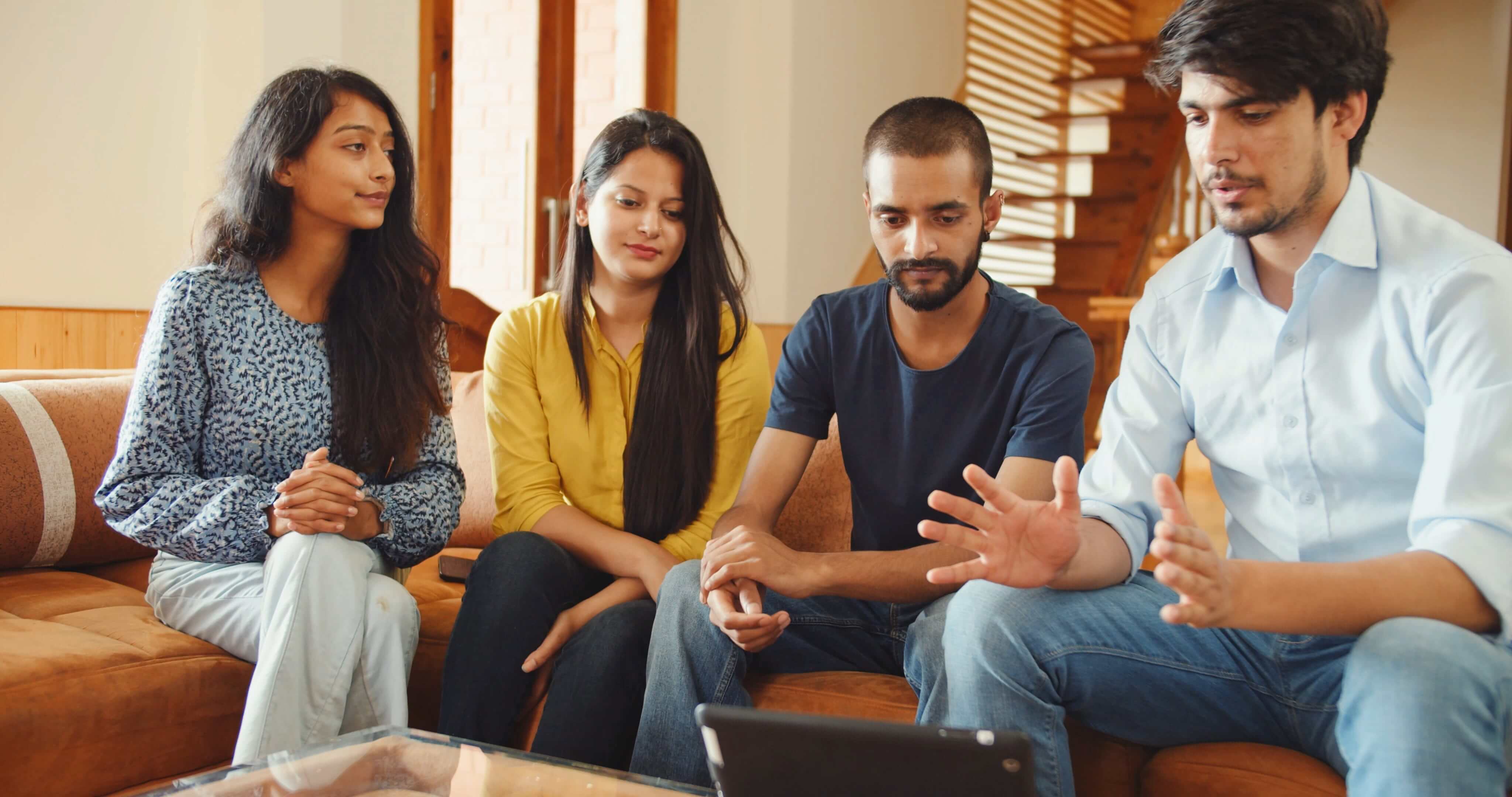 Talking Minds - The pros and cons of group psychotherapy